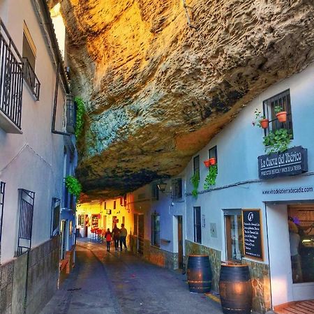 Вилла Casa Cueva De La Sombra Setenil De Las Bodegas Экстерьер фото