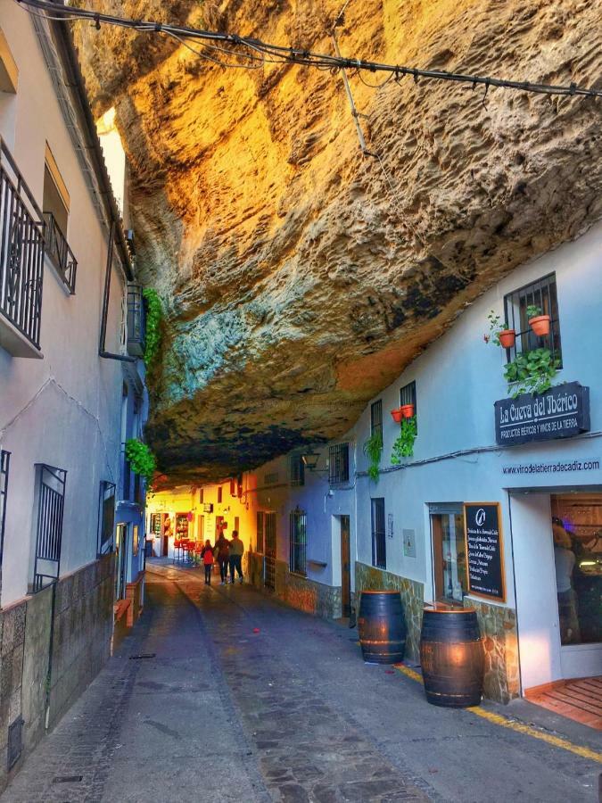 Вилла Casa Cueva De La Sombra Setenil De Las Bodegas Экстерьер фото