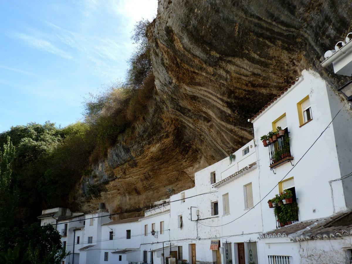 Вилла Casa Cueva De La Sombra Setenil De Las Bodegas Экстерьер фото