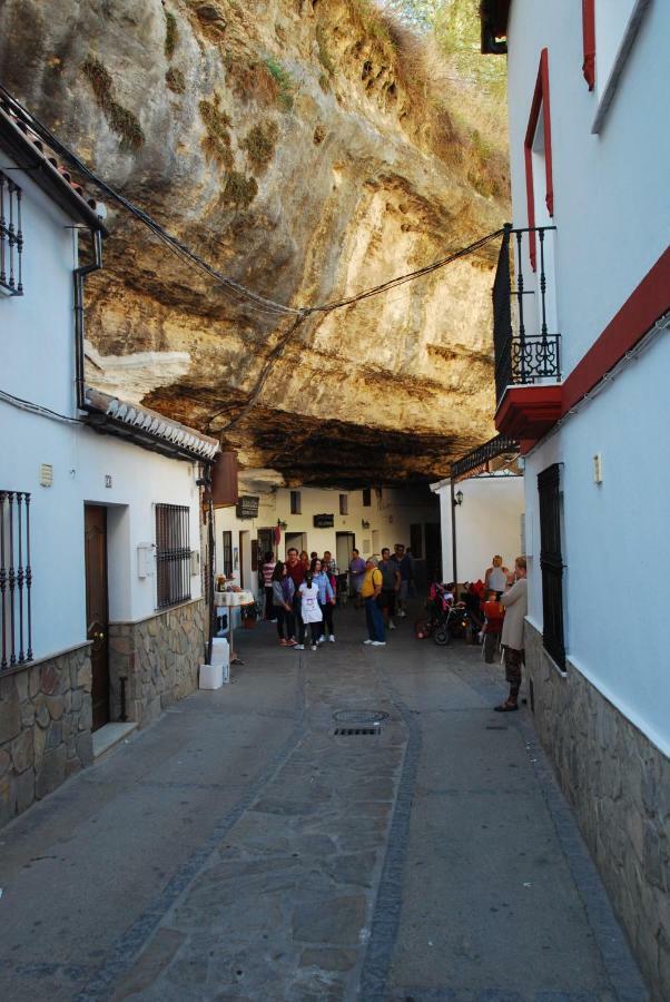 Вилла Casa Cueva De La Sombra Setenil De Las Bodegas Экстерьер фото